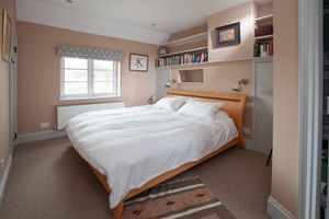 Bedroom- click for photo gallery